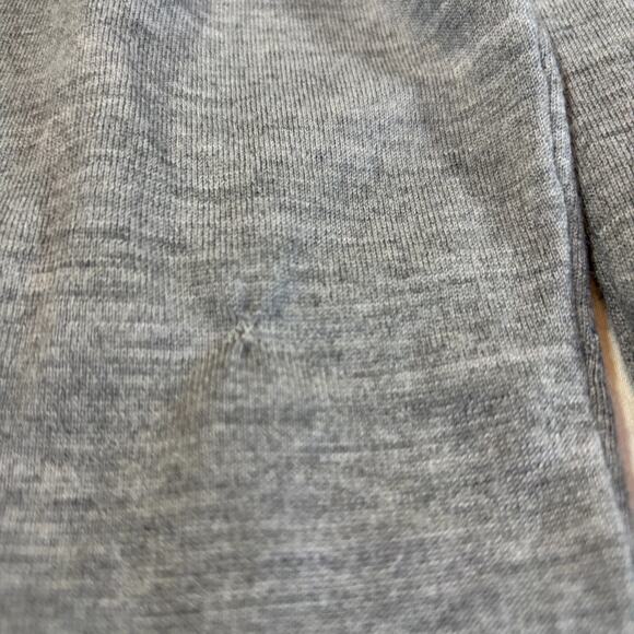 Theory Men’s gray sweater soft regal wool lightweight. Size XL. Crew neck. - Picture 3 of 7